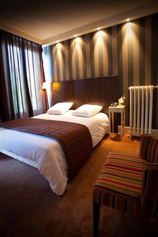 Hotel Les Negociants Валанс Екстериор снимка